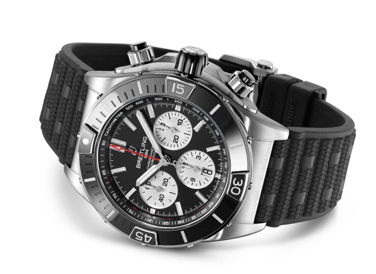 BREITLING スーパー クロノマット B01 44 ブラック文字盤 ステンレススティール AB0136251B1S1