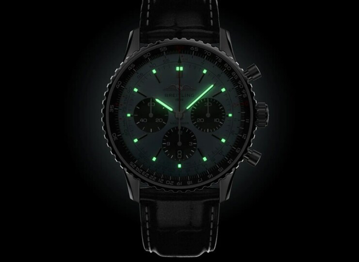 BREITLING ナビタイマー B01 クロノグラフ 43 アイスブルー文字盤 AB0138241C1P1
