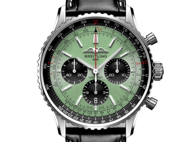 BREITLING ナビタイマー B01 クロノグラフ 43 ミントグリーン文字盤 AB0138241L1P1
