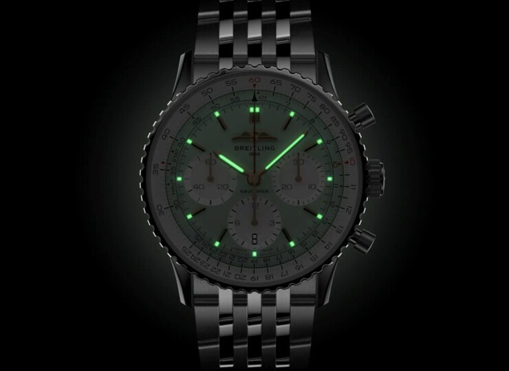 BREITLING ナビタイマー B01 クロノグラフ 41 ミントグリーン文字盤 AB0139211L1A1