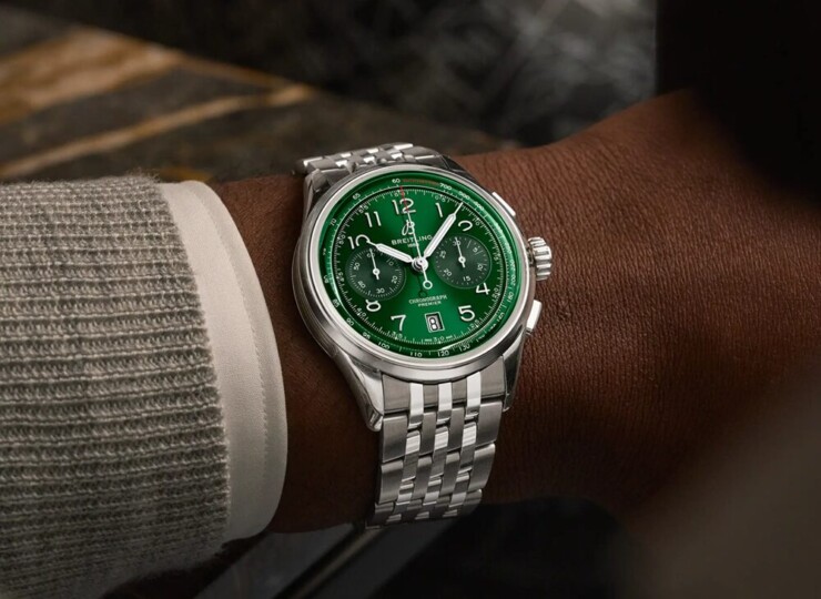 BREITLING プレミエ B01 クロノグラフ 42 グリーン文字盤 AB0145371L1A1