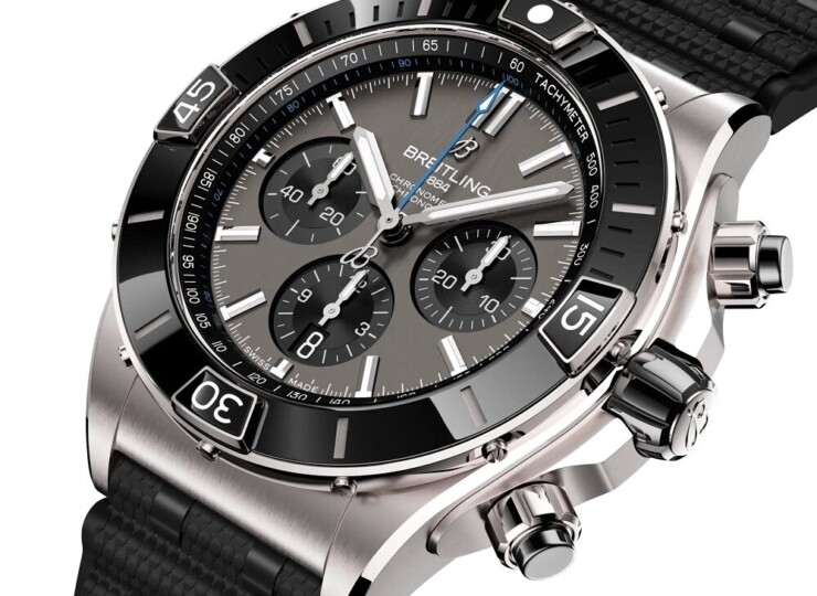 BREITLING スーパー クロノマット B01 44 アンスラサイト文字盤 チタン EB0136251M1S1