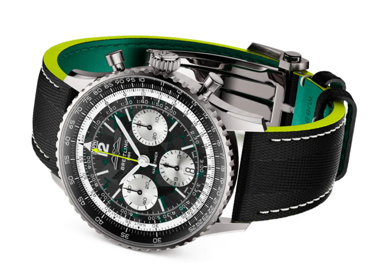 BREITLING ナビタイマー B01 クロノグラフ 43 Aston Martin Aramco Formula ONE™ team カーボン文字盤 EB01381A1B1X1