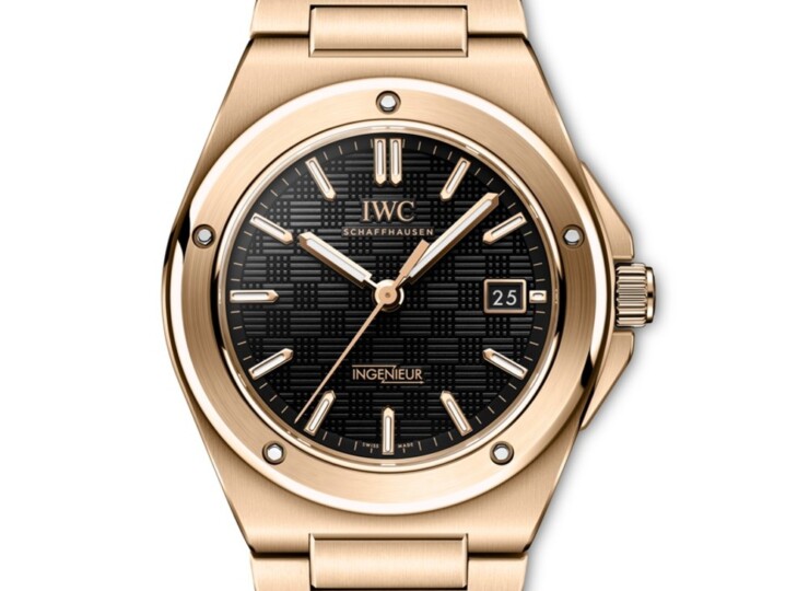 IWC インヂュニア・オートマティック 40mm ブラック文字盤 18Kレッドゴールド IW328702