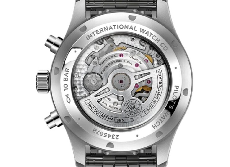 IWC パイロット・ウォッチ・クロノグラフ 43mm ブラック文字盤 ブレスレット IW378002