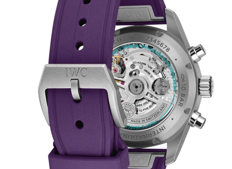 IWC パイロット・ウォッチ・クロノグラフ 41mm “Mercedes-AMG PETRONAS Formula One™ Team” パープル文字盤 IW388121