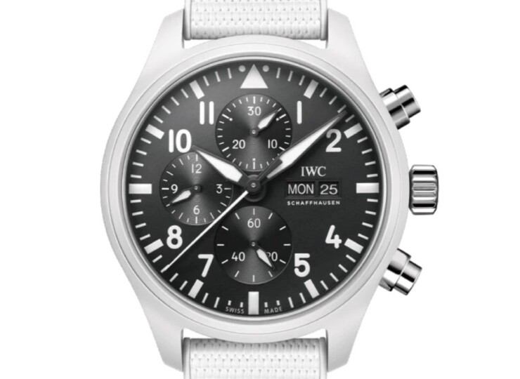 IWC パイロット・ウォッチ・クロノグラフ・トップガン “レイク・タホ” 44.5mm ブラック文字盤 IW389105