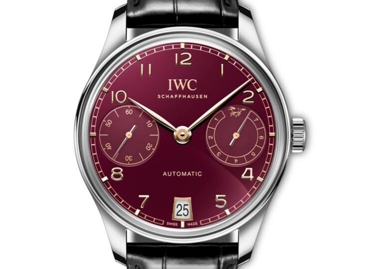 IWC ポルトギーゼ・オートマティック 42 “イヤー・オブ・ザ・ホース” 42.4mm レッド文字盤 IW501709