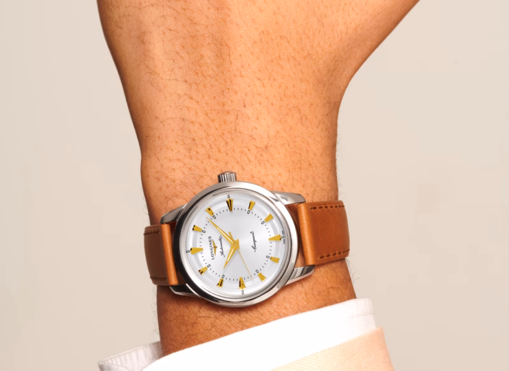 LONGINES コンクエスト ヘリテージ 40mm シルバー文字盤 ステンレススティール レザーストラップ L1.650.4.72.2
