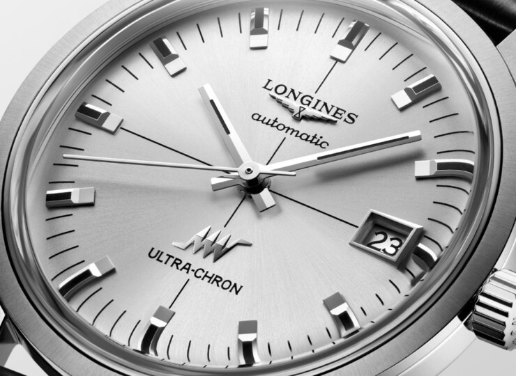 LONGINES ウルトラクロン 37mm シルバー「サンレイ」文字盤 ステンレススティール アリゲーターストラップ L2.537.4.72.2