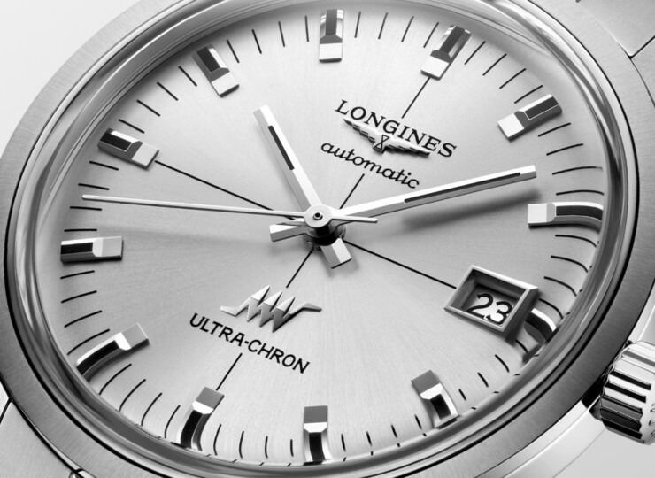 LONGINES ウルトラクロン 37mm シルバー「サンレイ」文字盤 ステンレススティール ブレスレット L2.537.4.72.6