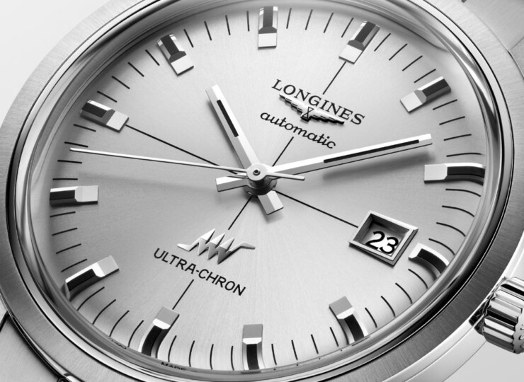 LONGINES ウルトラクロン 40mm シルバー「サンレイ」文字盤 ステンレススティール ブレスレット L2.937.4.72.6