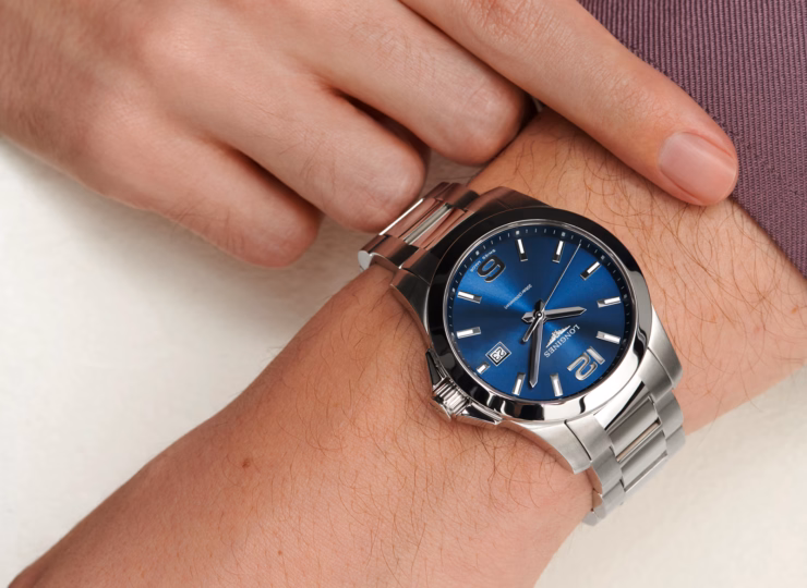 LONGINES コンクエスト 41mm ブルー「サンレイ」文字盤 ステンレススティール ブレスレット L3.759.4.96.6
