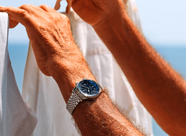 LONGINES レジェンドダイバー 39mm 青ラッカー「ポリッシュ」文字盤 ステンレススティール ブレスレット L3.764.4.90.7