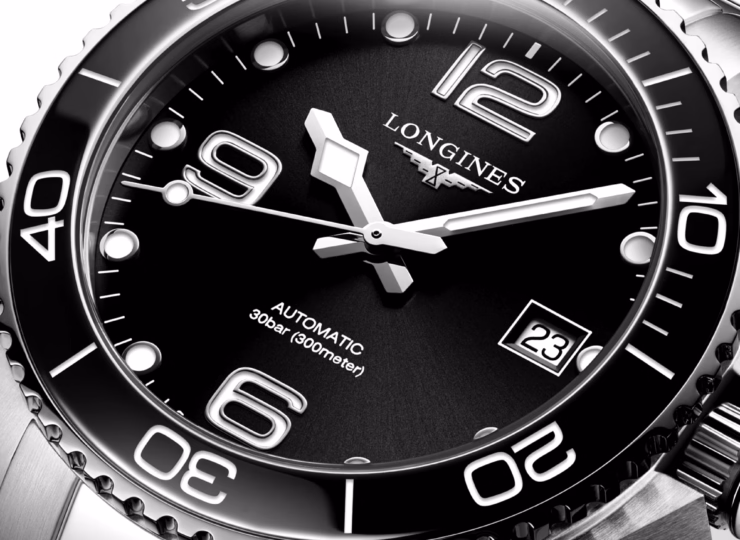 LONGINES ハイドロコンクエスト 39mm ブラック「サンレイ」文字盤 L3.780.4.56.6