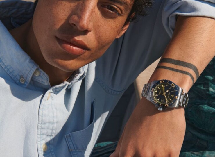 LONGINES ハイドロコンクエスト GMT 41mm ブラック「サンレイ」文字盤 L3.790.4.56.6