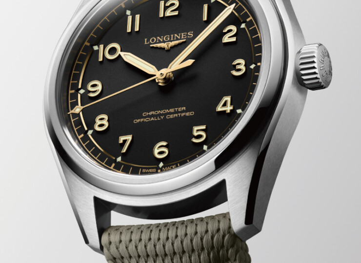 LONGINES スピリット パイロット 39mm マットブラック文字盤 ステンレススティール ラバーストラップ L3.809.4.53.9