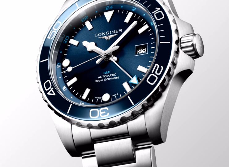 LONGINES ハイドロコンクエスト GMT 43mm ブルー「サンレイ」文字盤 ステンレススティールとセラミック ブレスレット L3.890.4.96.6