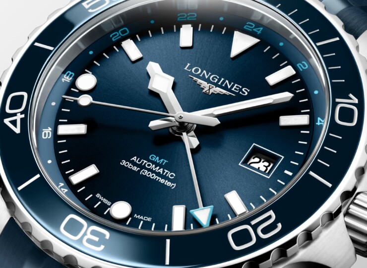 LONGINES ハイドロコンクエスト GMT 43mm ブルー「サンレイ」文字盤 ステンレススティールとセラミック ラバーストラップ L3.890.4.96.9