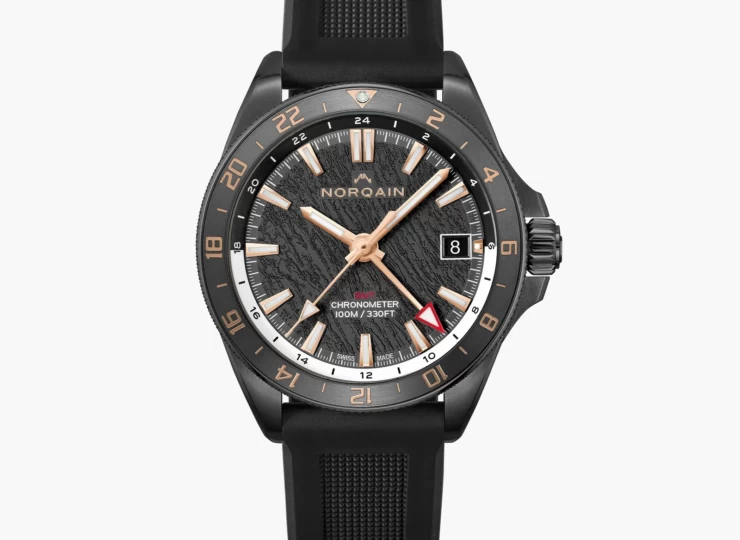 NORQAIN Adventure NEVEREST GMT Glacier 41mm ブラック文字盤 DLC加工のステンレススチールブレスレット N1100.22B02.B01.B01