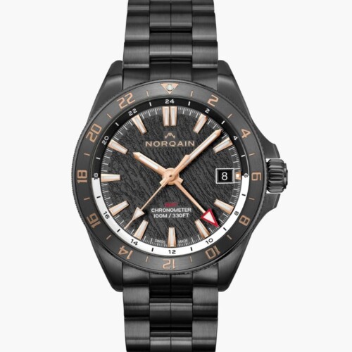 Adventure NEVEREST GMT Glacier 41mm ブラック文字盤 DLC加工のステンレススチールブレスレット