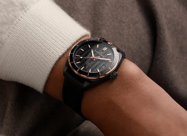 NORQAIN Adventure 37mm ブラック文字盤 N1800.08B02.B01.R01