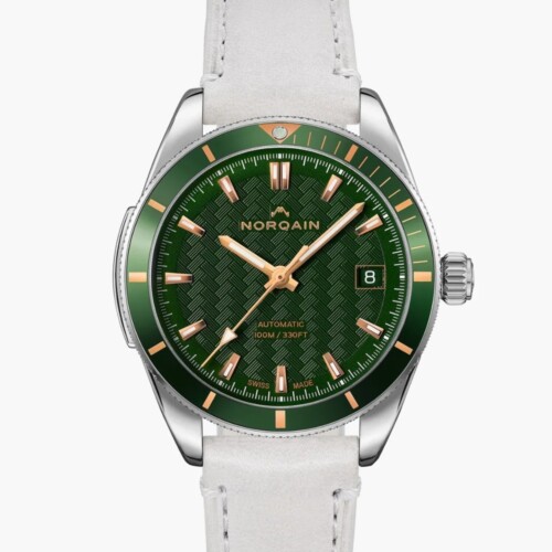 NORQAIN Adventure 37mm グリーン文字盤 ホワイトアップルスキンストラップ N1800.08S01.E01.V01
