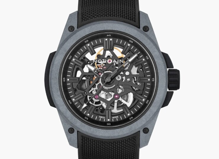 NORQAIN Wild ONE Skeleton 42mm ブラック スケルトン文字盤 ブラックミラネーゼデザインの一体型ラバーストラップ ピンバックル N3000.07Q42.B18.R01