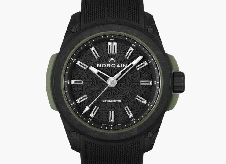 NORQAIN Wild ONE 42mm ブラック スケルトン文字盤 ブラックミラネーゼデザインの一体型ラバーストラップ ピンバックル N3000.21Q24.B02.R01
