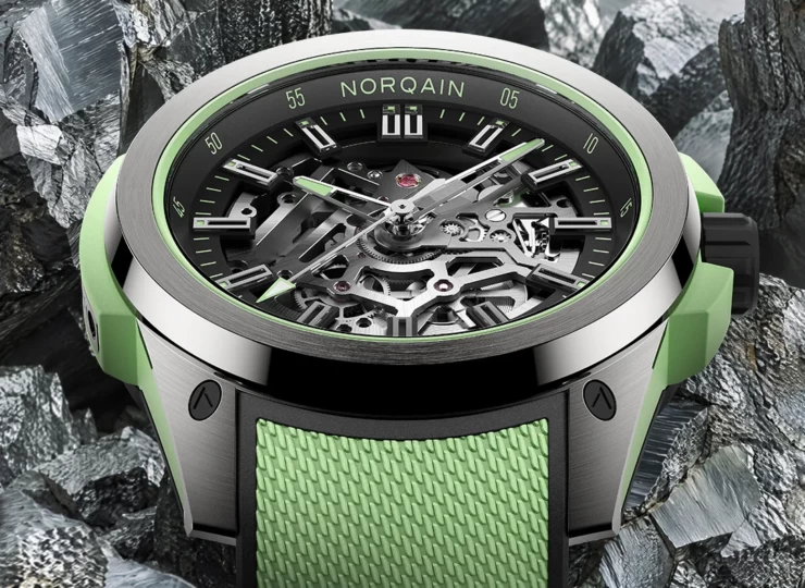 NORQAIN Wild ONE Skeleton 42mm ブラック スケルトン文字盤 ミラネーゼパターンの施されたミントグリーン/ブラックのラバーストラップ フォールディングクラスプ N3000.26T01.B01.R03