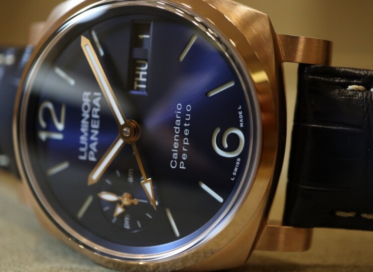 PANERAI ルミノール パーペチュアルカレンダー 44mm ゴールドテック™ ブルー文字盤 PAM00742