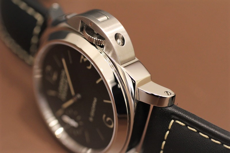PANERAI ルミノール 8 ジョルニ 44mm スティール ブラック文字盤 ブラック・カーフ・ストラップ PAM00915