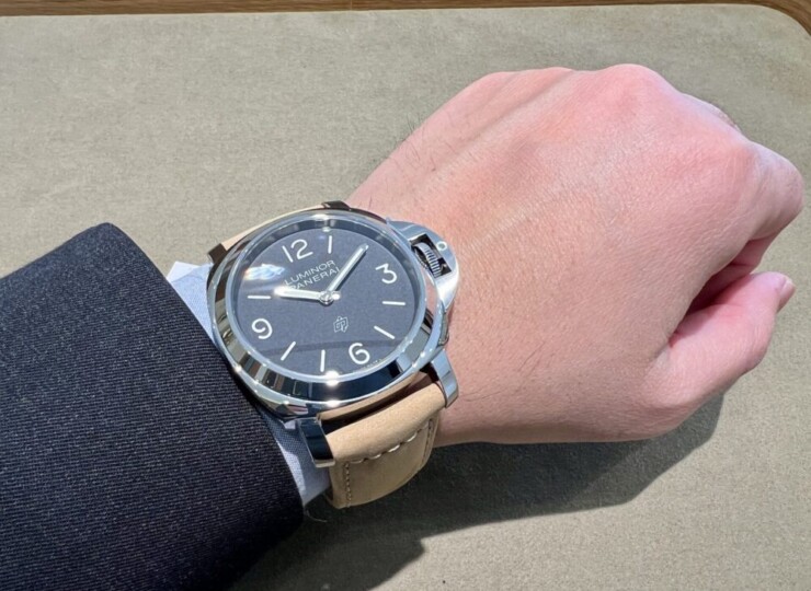 PANERAI ルミノール ベース ロゴ 44mm スティール ブラック文字盤 PAM01086