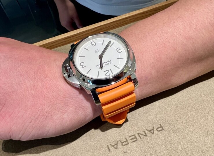PANERAI ルミノール ベース ロゴ 44mm スティール ホワイト文字盤 PAM01087