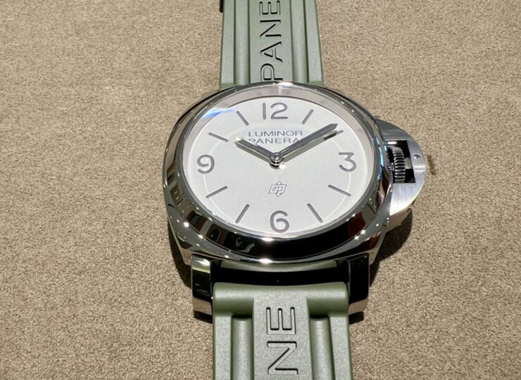 PANERAI ルミノール ベース ロゴ 44mm スティール ホワイト文字盤 PAM01087