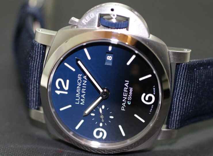 PANERAI ルミノール マリーナ ブル プロフォンド 44mm eSteel™ ブルー文字盤 PAM01157