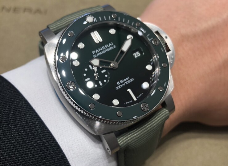 PANERAI サブマーシブル 44mm eSteel™ グリーン文字盤 PAM01287