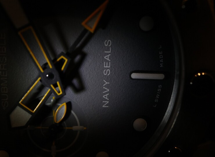 PANERAI サブマーシブル ネイビーシールズ GMT 44mm スティール アンスラサイト文字盤 PAM01323