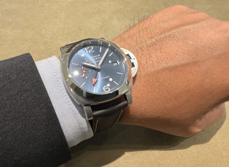 PANERAI ルミノール ルナ・ロッサ GMT 40mm スティール ブルー文字盤 PAM01404