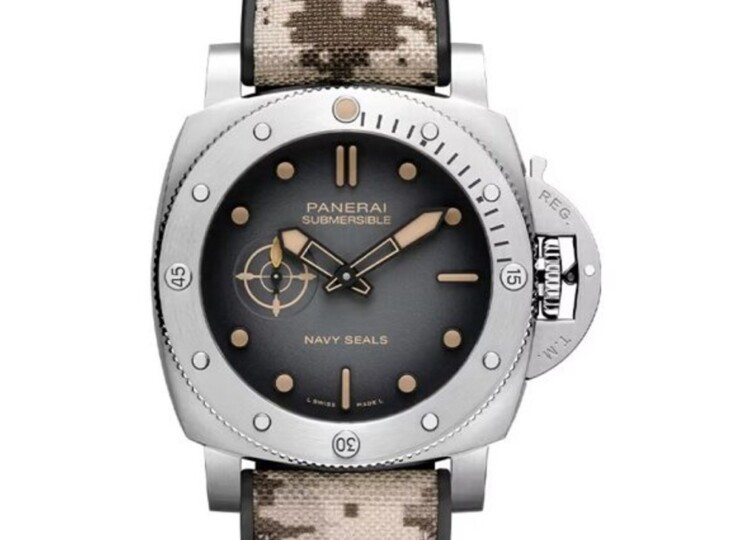 PANERAI サブマーシブル ネイビーシールズ 44mm スティール ブラック文字盤 PAM01518