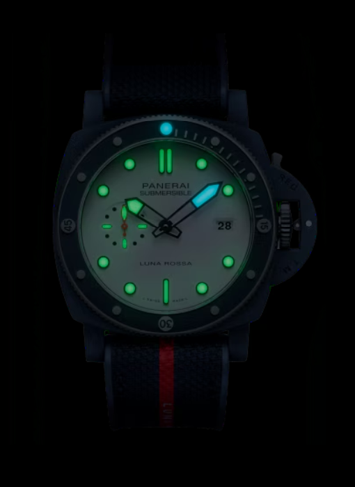 PANERAI サブマーシブル ルナ・ロッサ 44mm Ti-セラミテック™ ホワイト文字盤 PAM01543