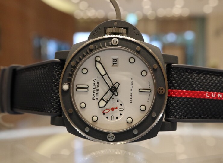 PANERAI サブマーシブル ルナ・ロッサ 44mm Ti-セラミテック™ ホワイト文字盤 PAM01543