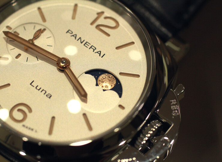 PANERAI ルミノール ドゥエ ルナ 38mm スティール ホワイト文字盤 アリゲーター・ストラップ PAM01557