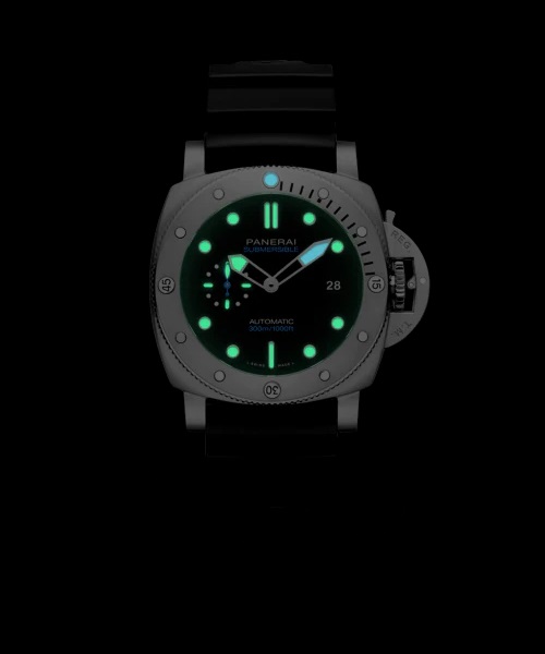 PANERAI サブマーシブル 44mm スティール ブラック文字盤 ラバー・ストラップ PAM01596