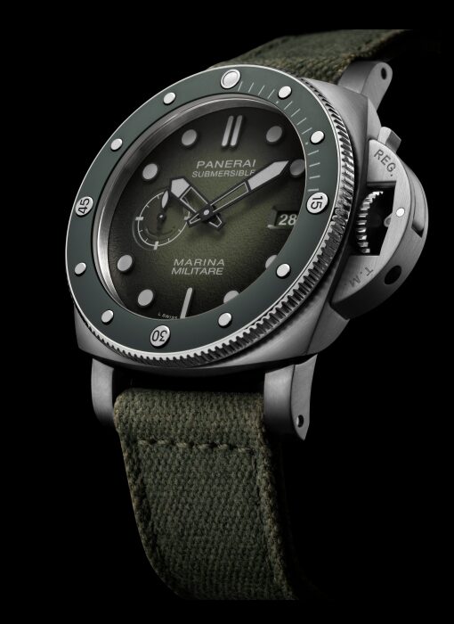 PANERAI サブマーシブル マリーナ ミリターレ 44mm スティール グリーン文字盤 PAM01697
