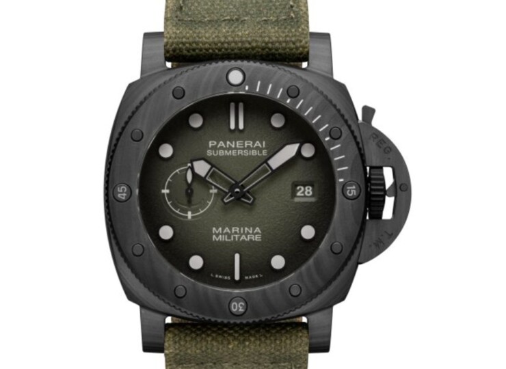 PANERAI サブマーシブル マリーナ ミリターレ 44mm カーボテック™ グリーン文字盤 PAM01698