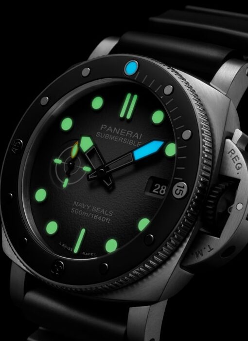 PANERAI サブマーシブル ネイビーシールズ 44mm スティール アンスラサイト文字盤 PAM01738