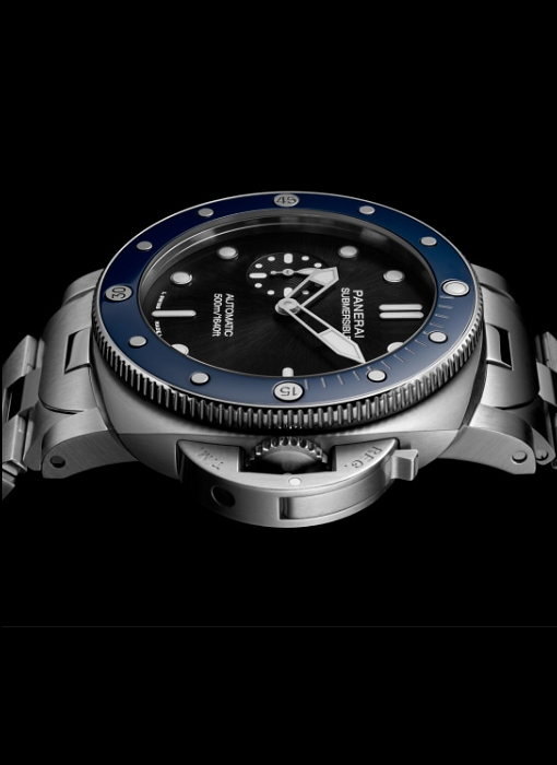 PANERAI サブマーシブル 44mm スティール ブラック文字盤 ブレスレット PAM01756