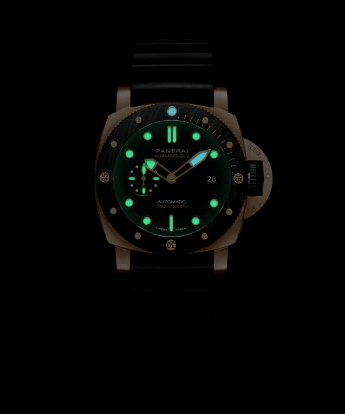PANERAI サブマーシブル 44mm ゴールドテック™ ブラック文字盤 PAM02070