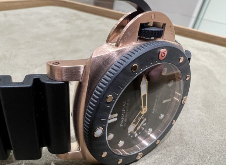 PANERAI サブマーシブル 44mm ゴールドテック™ ブラック文字盤 PAM02070